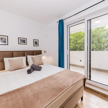 Paun Apartment Kotor Luaran gambar