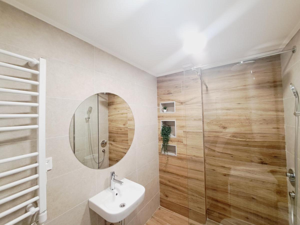 Paun Apartment Kotor Luaran gambar