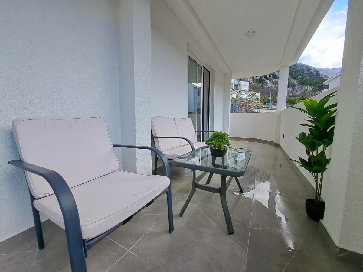 Paun Apartment Kotor Luaran gambar