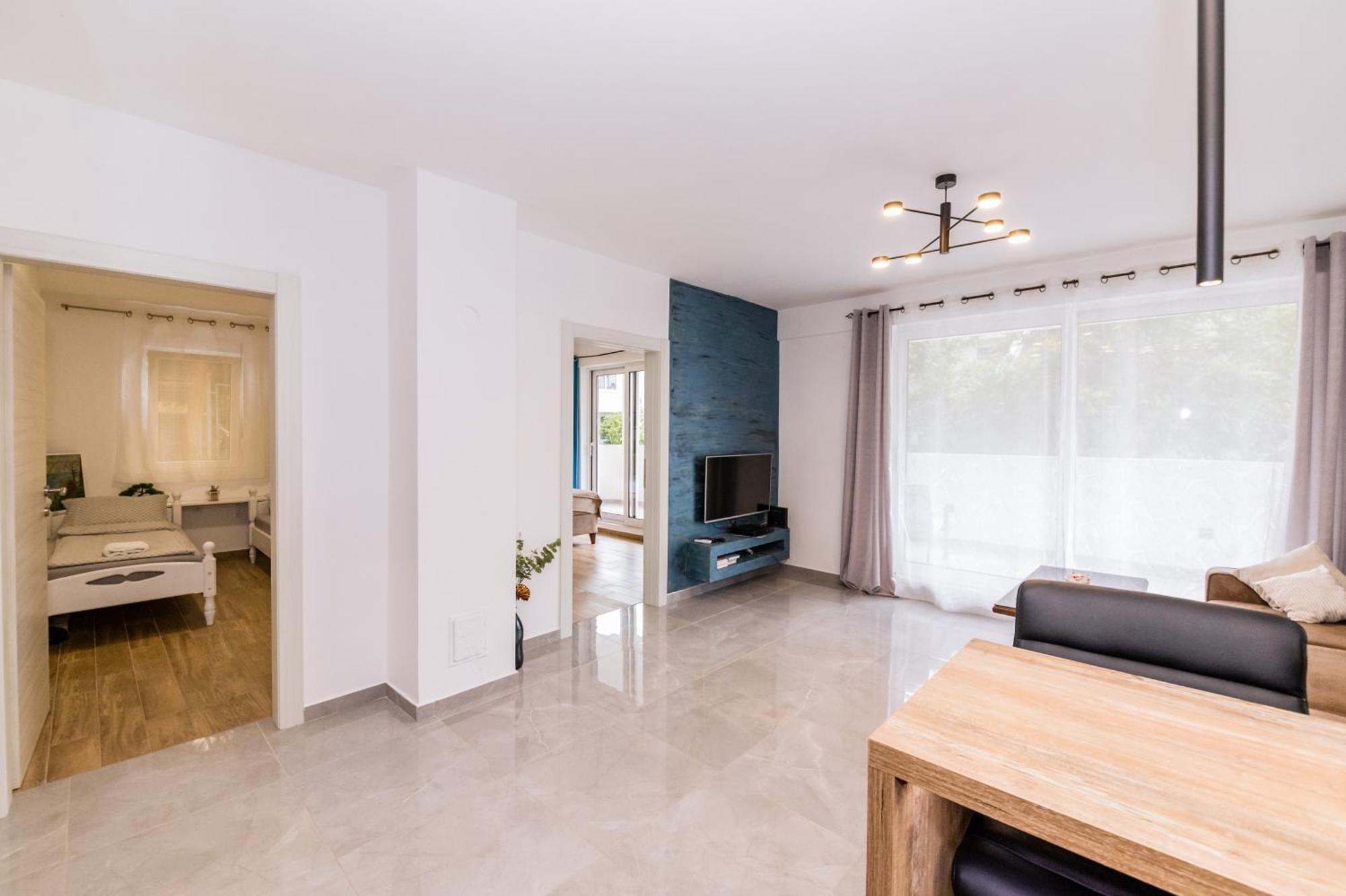 Paun Apartment Kotor Luaran gambar